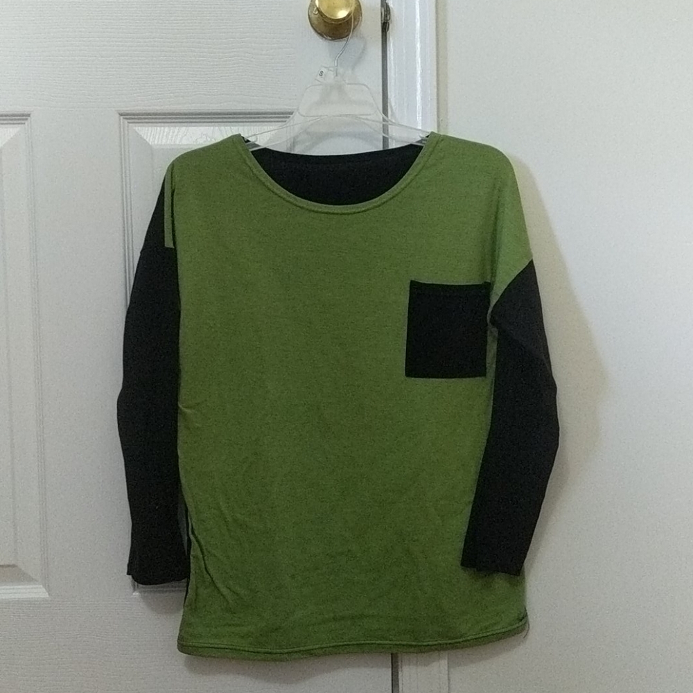 Green Two-Tone Tee-shirt
